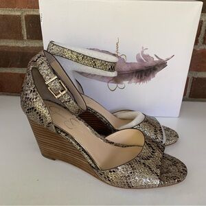 Jessica Simpson Womens Cervena Animal Print Gold Wedge Sandals US 9.5 M